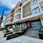 3Br 2Ba Serene Escape 4 Pools Free Wifi Onsite Restaurant And Onsite Shop And Gym
