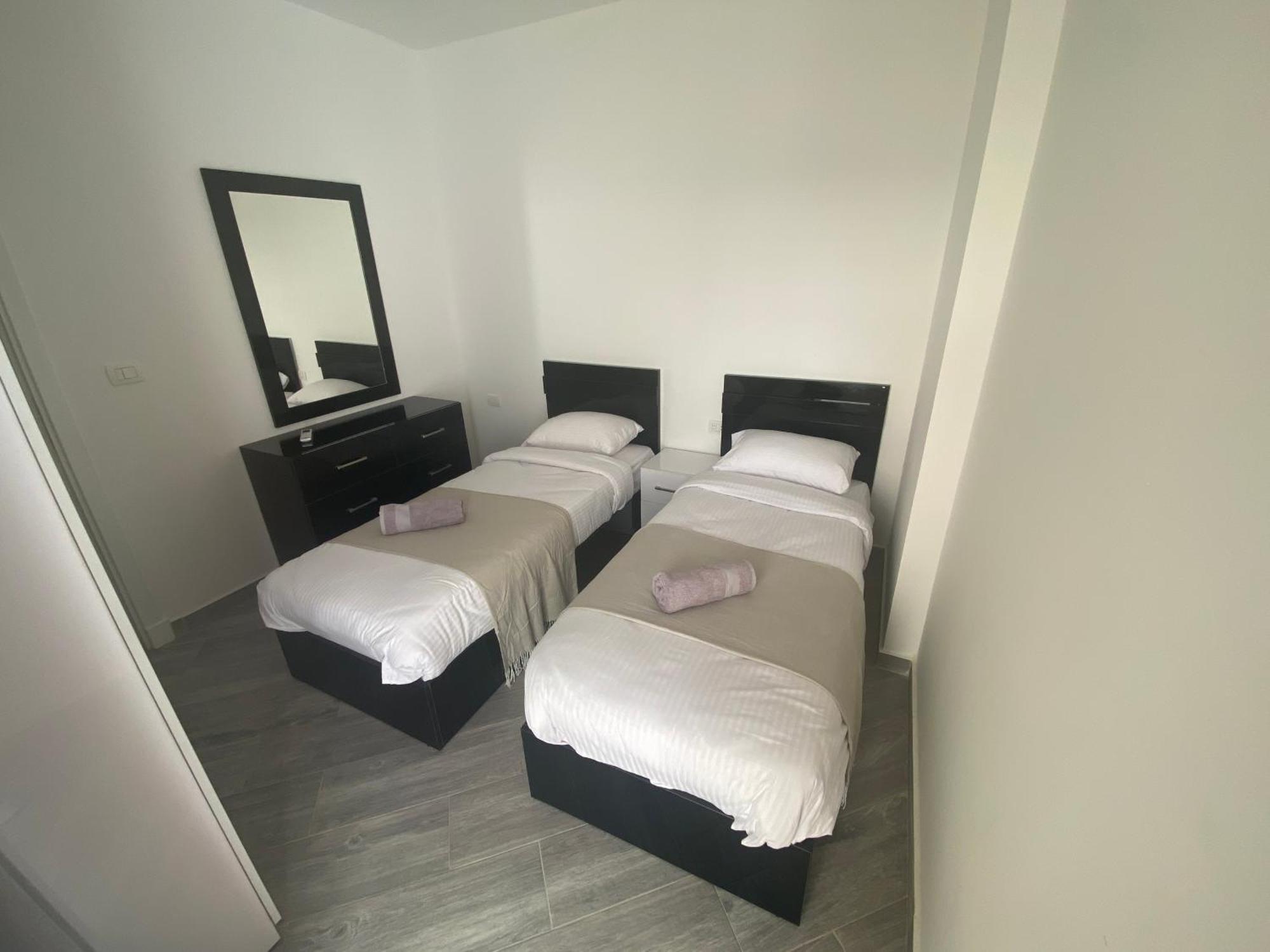 3Br 2Ba Serene Escape 4 Pools 1 Heated In The Winter Free Wifi Restaurant And Onsite Shop Apartment *