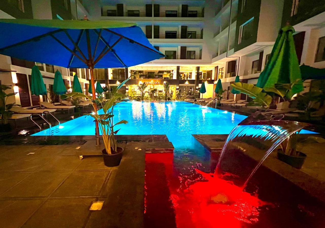 Apartment 3Br 2Ba Serene Escape 4 Pools 1 Heated In The Winter Free Wifi Restaurant And Onsite Shop *