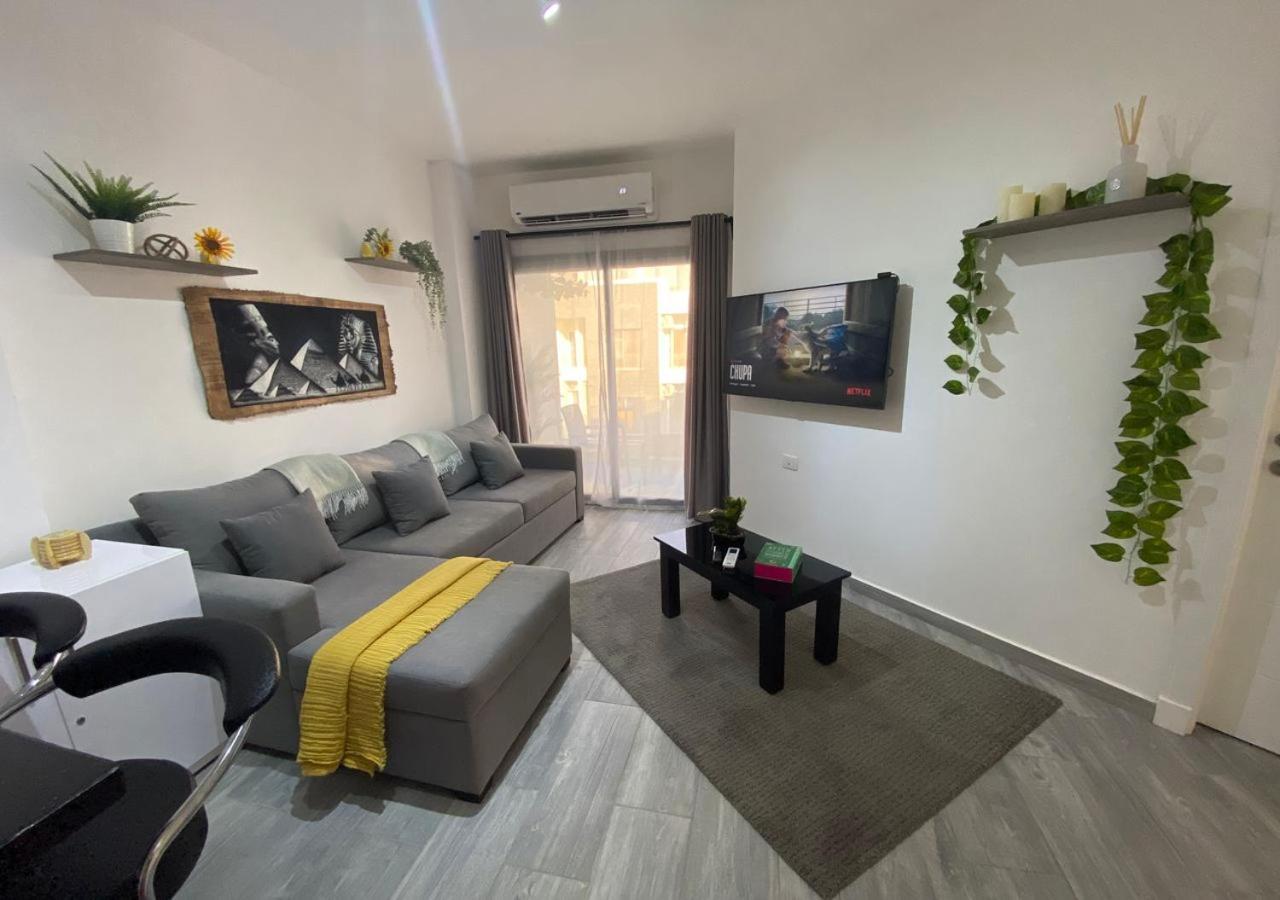 3Br 2Ba Serene Escape 4 Pools 1 Heated In The Winter Free Wifi Restaurant And Onsite Shop Apartment