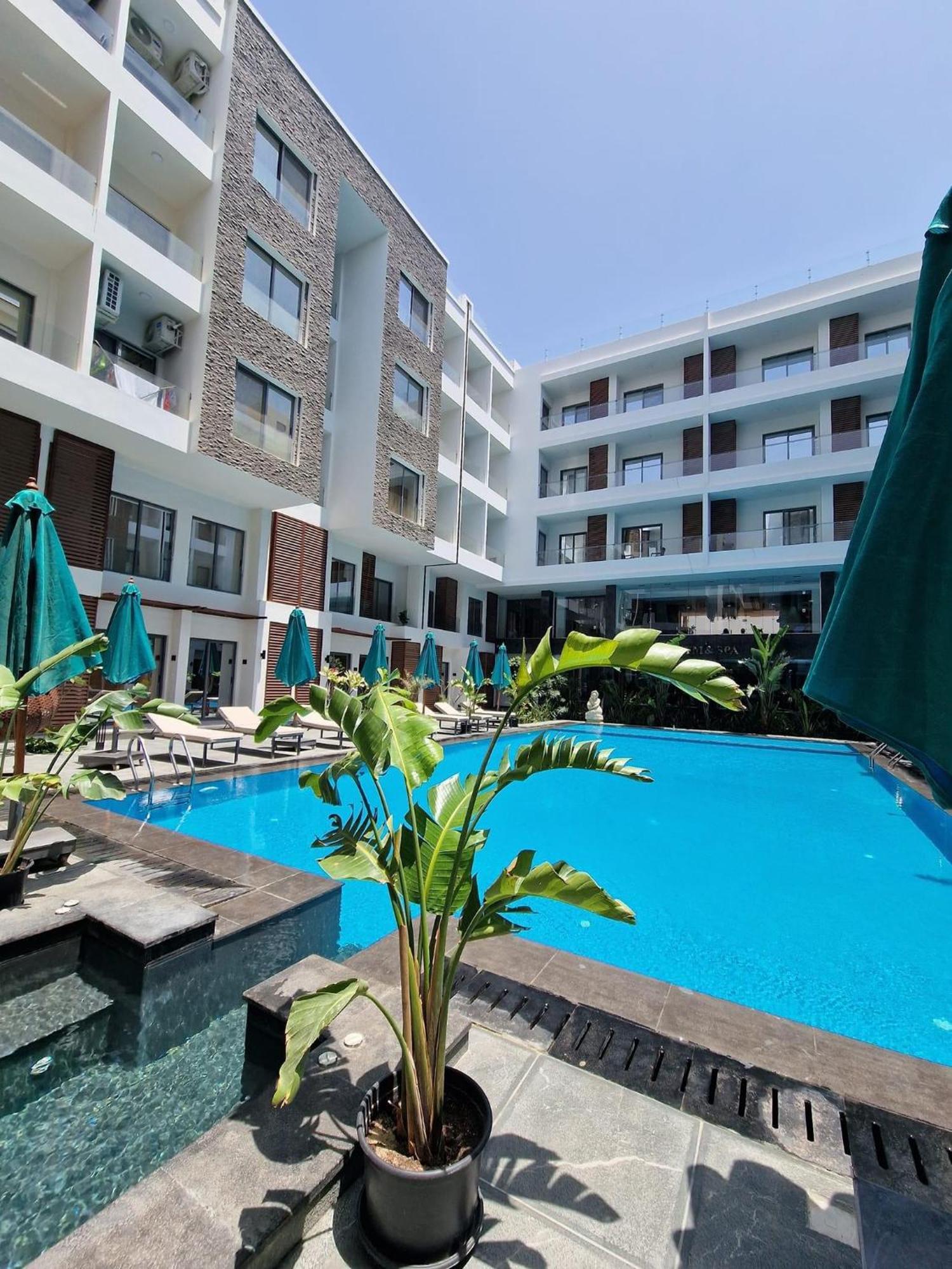 Apartment 3Br 2Ba Serene Escape 4 Pools 1 Heated In The Winter Free Wifi Restaurant And Onsite Shop